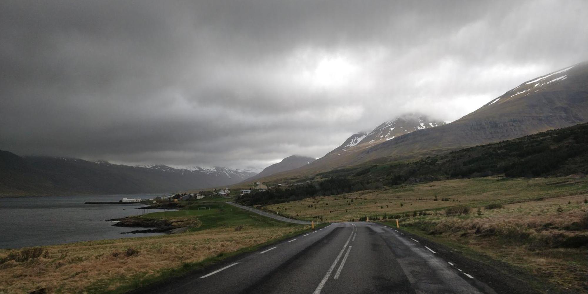 Saxa Guesthouse Stöðvarfjörður Exteriör bild