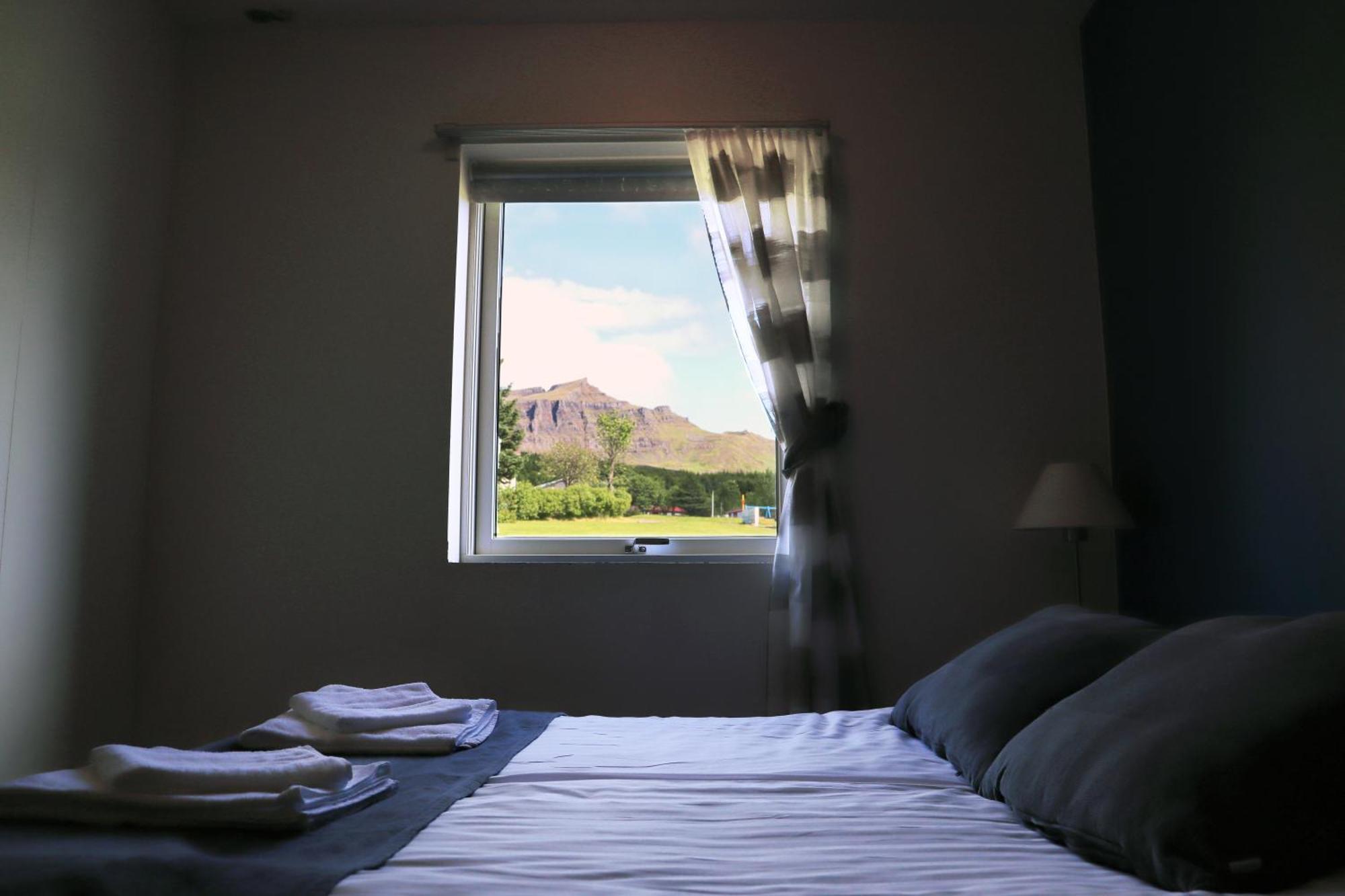 Saxa Guesthouse Stöðvarfjörður Exteriör bild